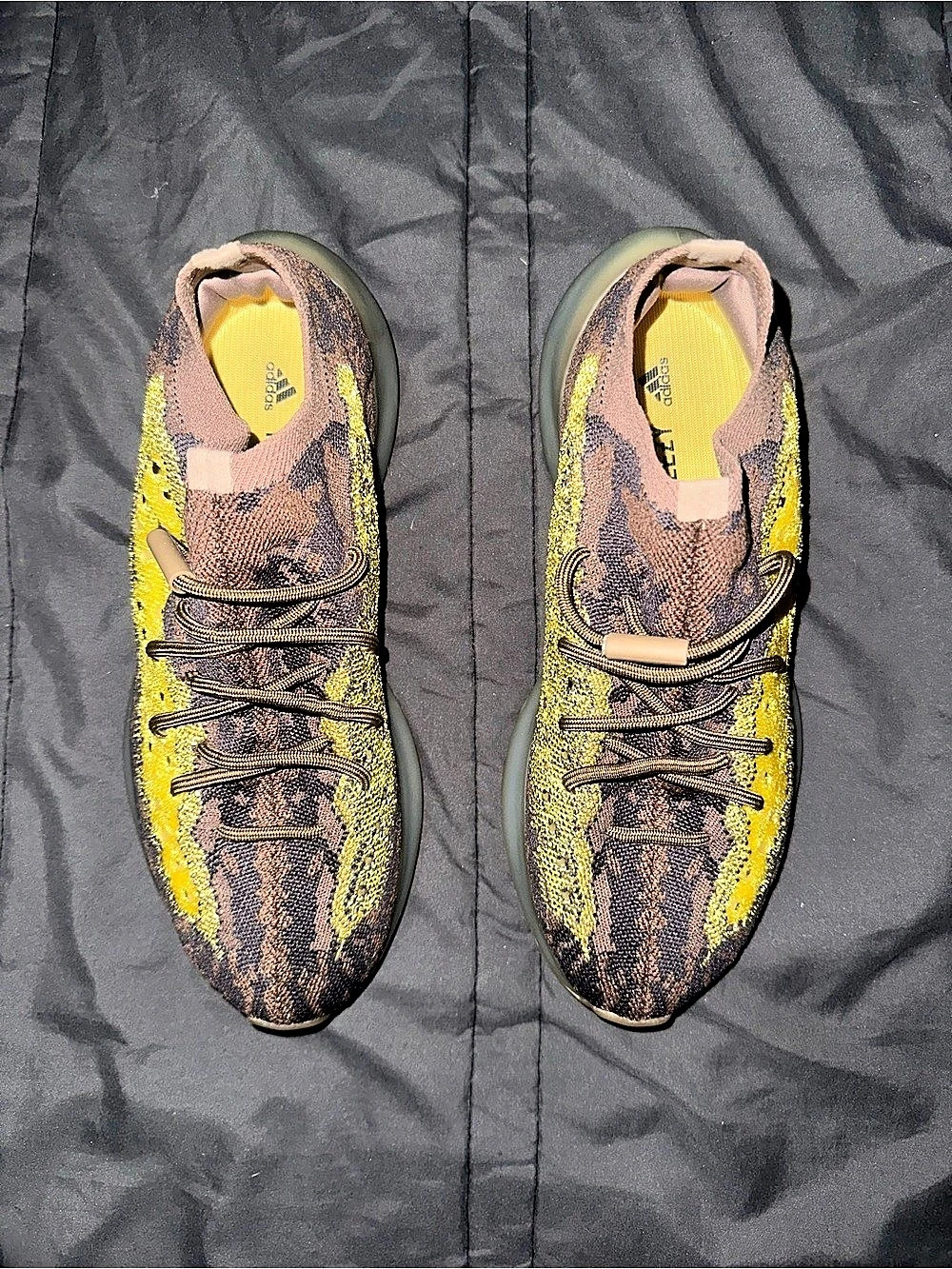 adidas Yeezy Boost 700 V3 Sneakers Brown & Yellow US 9.5